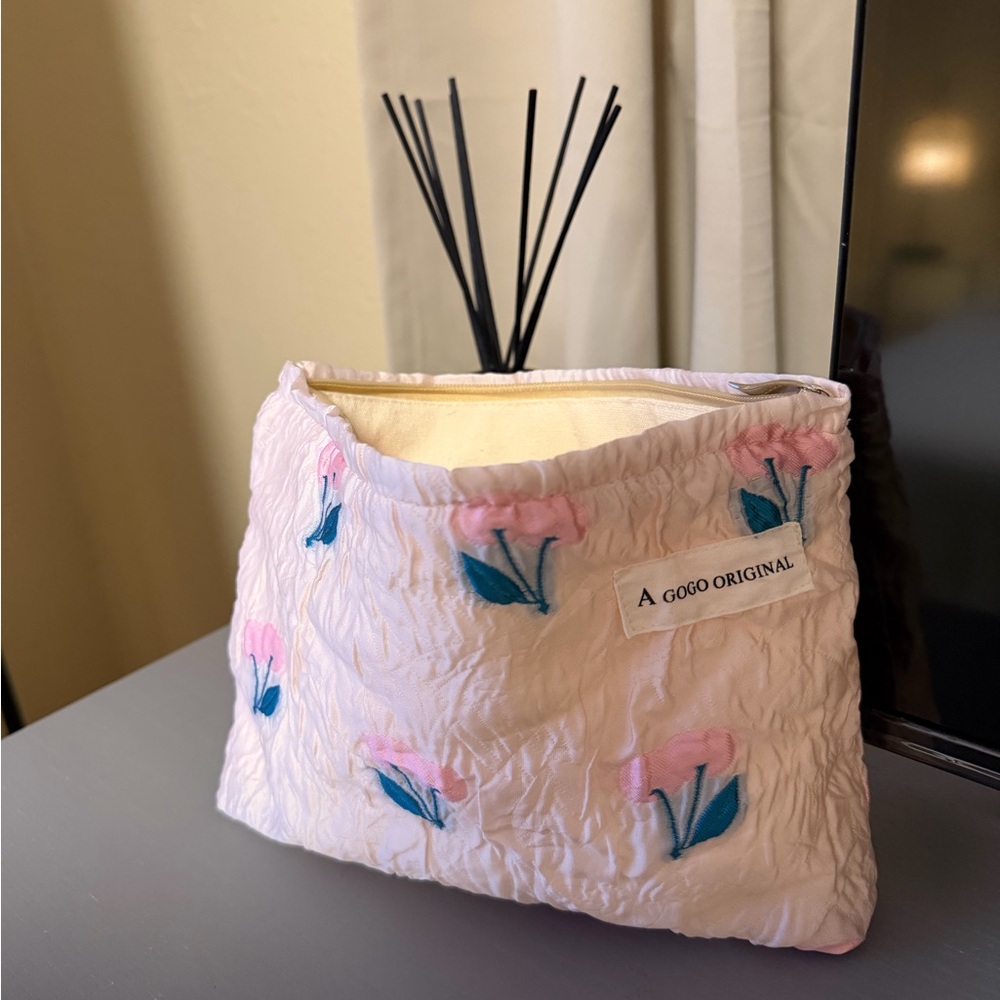 Floral Quilted Cosmetics Pouch